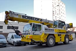 CR-04 Lattice boom crane